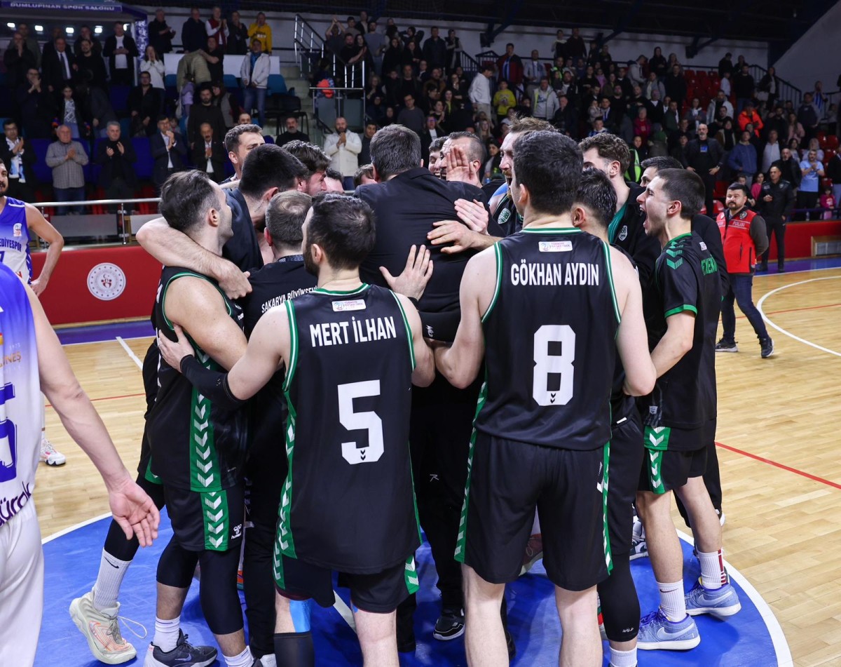 Büyükşehir Basketbol 1. Lig’e yükseldi