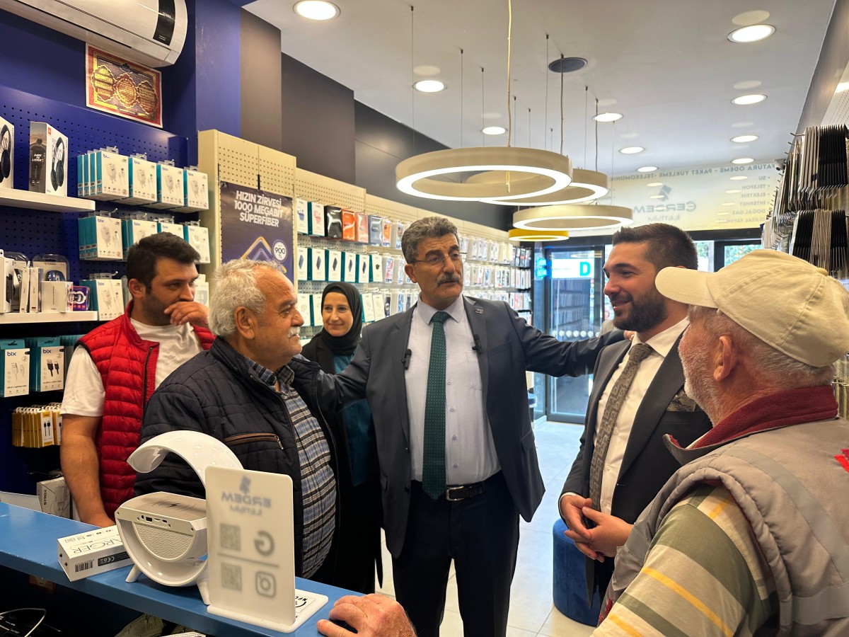 ANAHTAR PARTİ GENEL BAŞKAN YARDIMCISI AYHAN EREL HENDEK’TE SAHAYA İNDİ