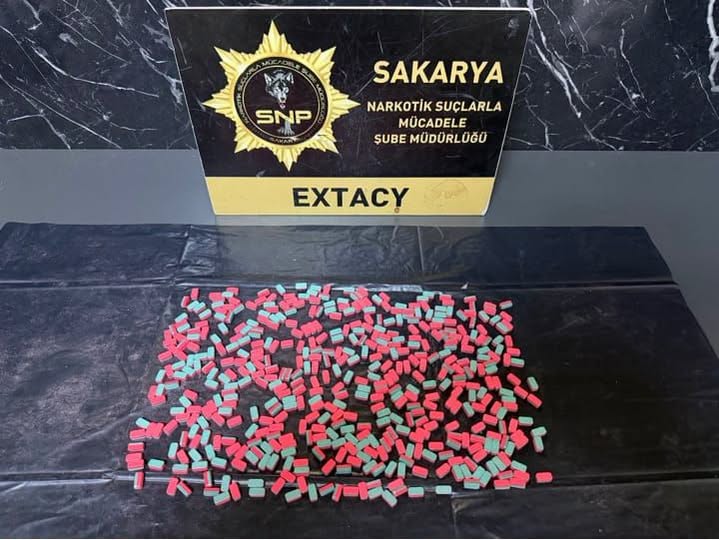 İstanbul’dan Hendek’e Uyuşturucu Sevkiyatına Operasyon: 2 Tutuklama