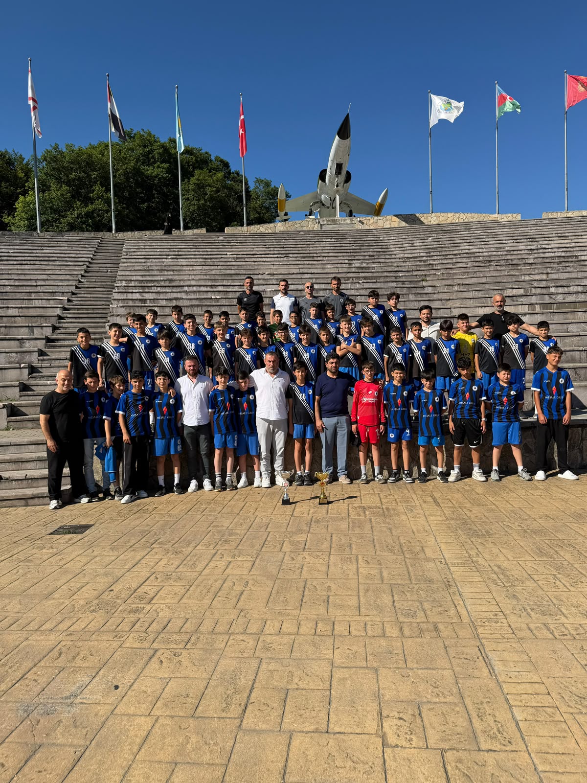 Hendekspor'da alt yapı için yemek programı düzenlendi