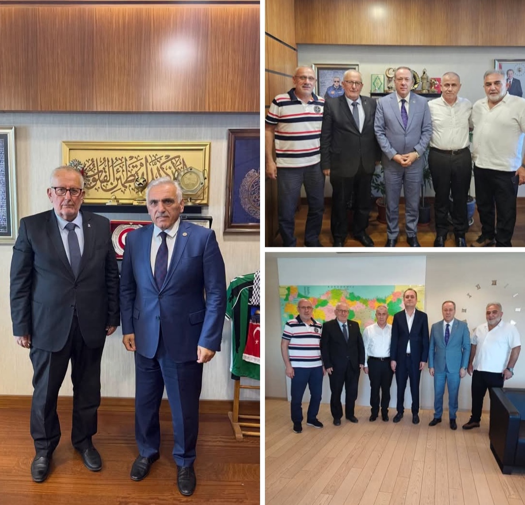 AK Parti Hendek'te Dikkat Çeken Ziyaret Fotoğrafı: Ali İnci Görüşmesindeki Ayrıntı Tartışma Yarattı!