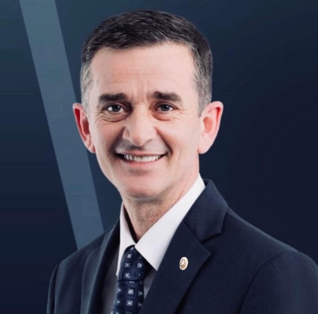 Ümit Dikbayır AK Parti'ye Katılıyor: 