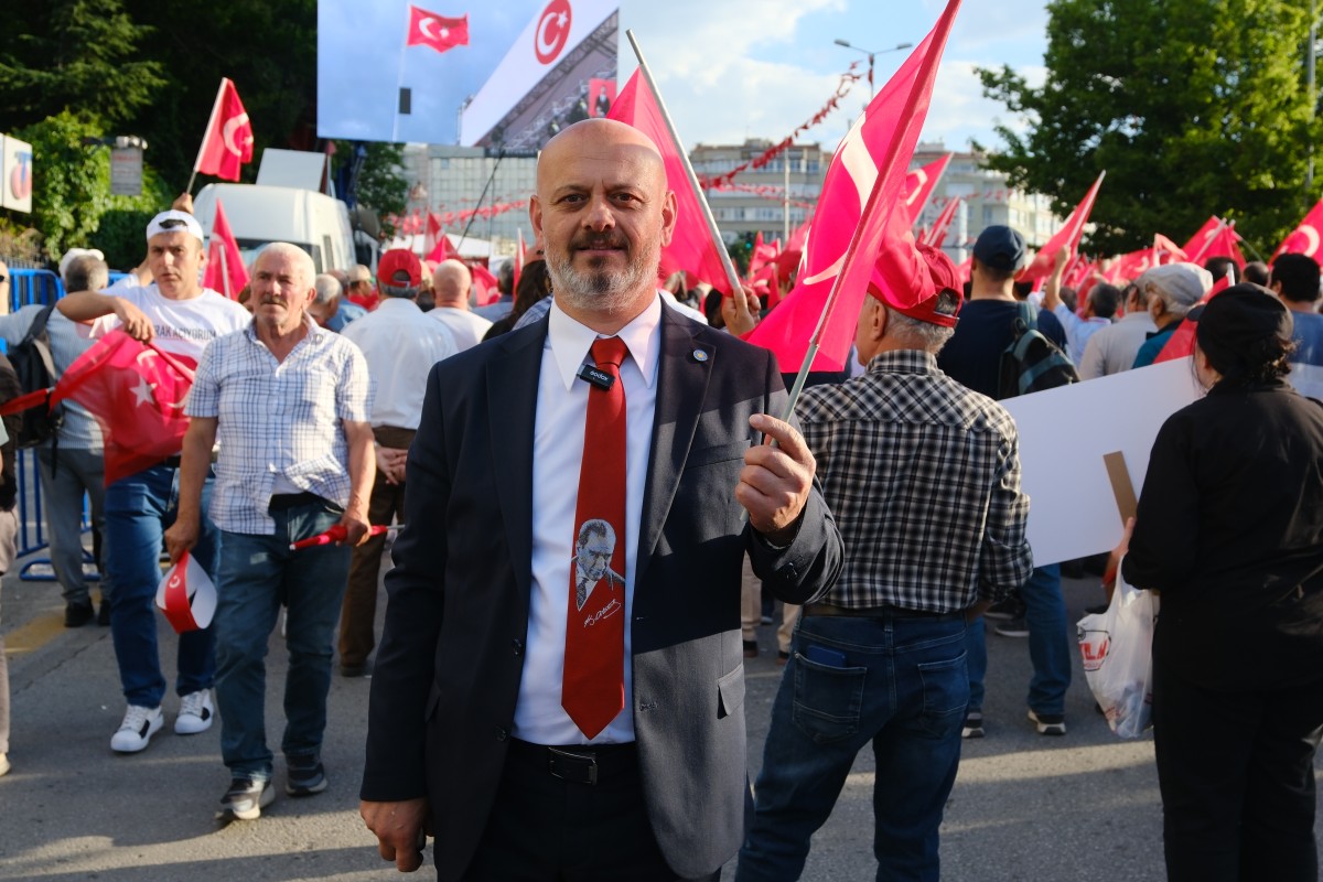 İYİ Parti'den “Çerçeve Yasa” tepkisi: “Türkiye Cumhuriyeti pazarlık konusu yapılamaz”