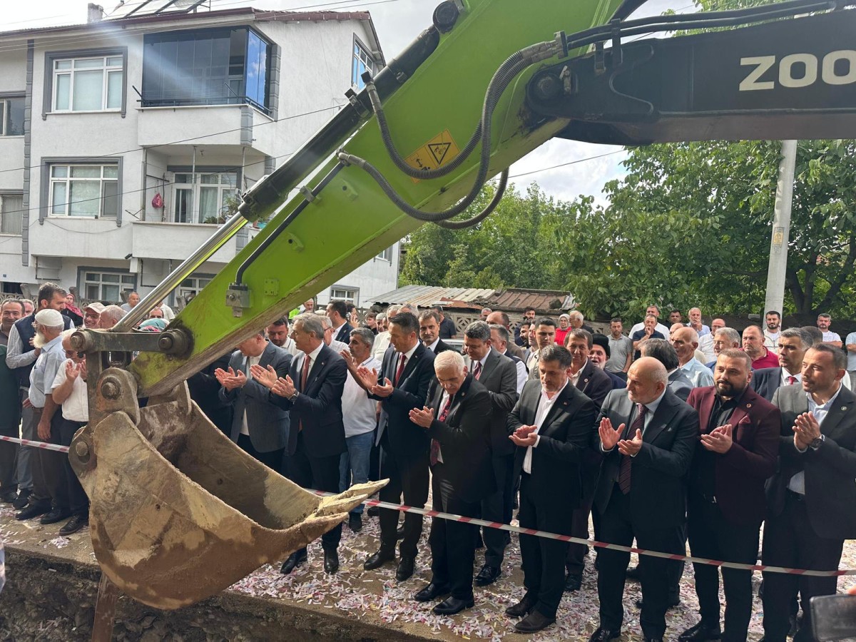 Kaymakam Gökpınar, temel atma törenine katıldı