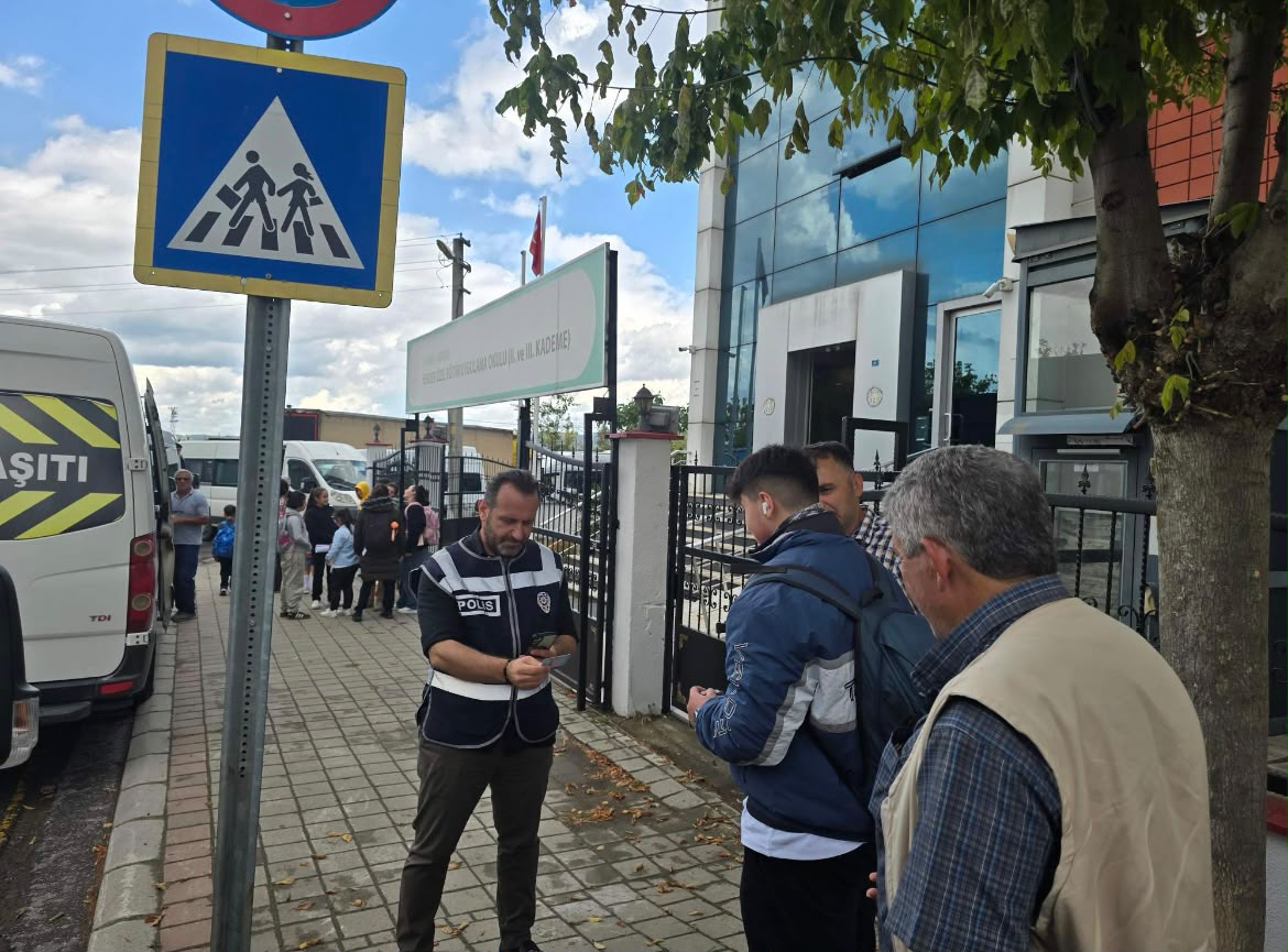 2026-2027 Eğitim-Öğretim Yılı’nın başlamasıyla birlikte, okul ve çevrelerinde güvenlik tedbirleri artırıldı